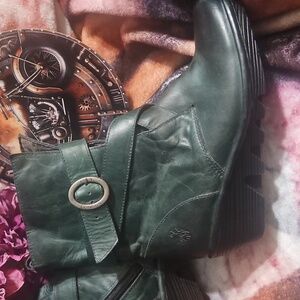 Fly London Leather Dark Green Wedge Side Zip Buckle Wrap Ankle Boots NWOT Size36